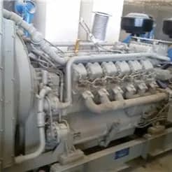 ژنراتور دیزل ۲۷۵ کاوا، مدل MWM ۲۳۲ V۱۲ ساخت آلمان، آماده فروش است.
