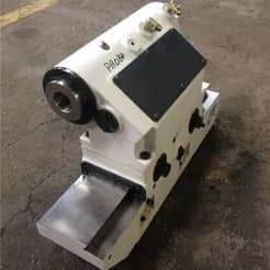 مجموعه‌ای از عملگرهای هیدرولیکی برای دستگاه تراش CNC
