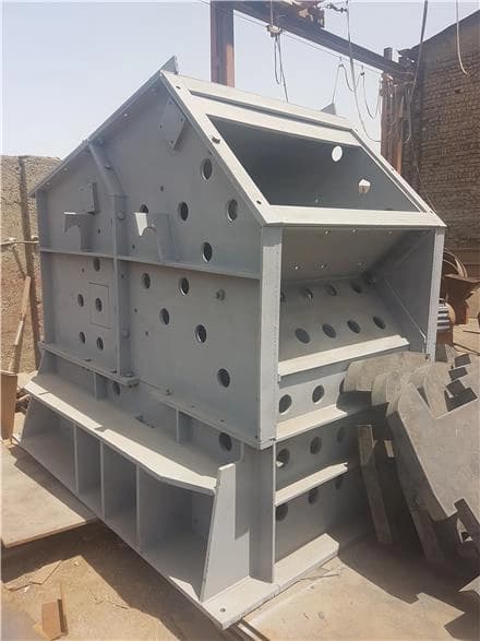 یدکی و قطعات انواع سنگ شکن و ماسه‌ساز، در دسترس است.
 - تصویر 1
