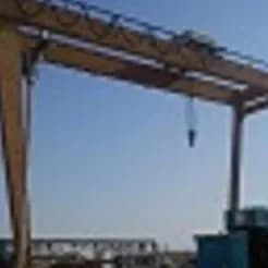فراز صنعت: تعمیرات تخصصی جرثقیل های سقفی
