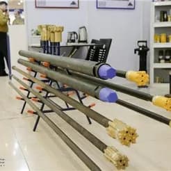 راد و لوله حفاری جامبو و دریل واگنی، آماده‌ی فروش.
