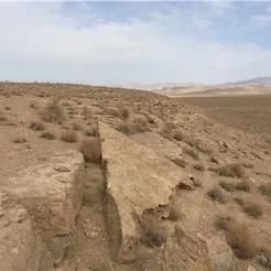 معدن تراورتن به فروش می‌رسد.
