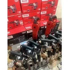 اجاره نردبان، هیلتی و سایر ابزارآلات ساختمانی از معدن کاران.

