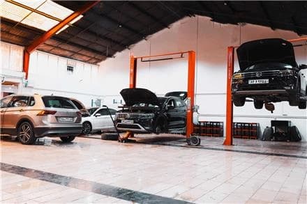 مرکز خدمات فولکس واگن، شرکت ژرمن مانستر، آلمان
 - تصویر 1