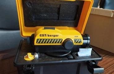 ترازیاب نقشه برداری مدل 32X ساخت CST/berger
 - تصویر 1