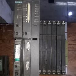 عرضه PLC، HMI و کارت‌های جانبی زیمنس دست دوم
 - تصویر 1