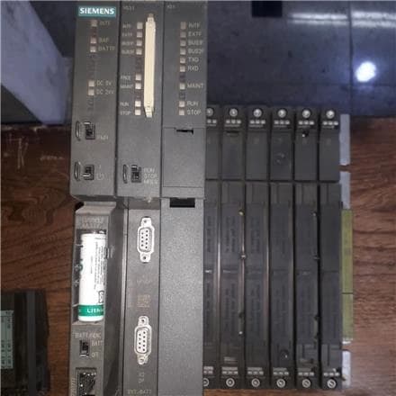 عرضه PLC، HMI و کارت‌های جانبی زیمنس دست دوم
 - تصویر 1