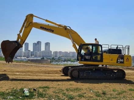 بیل مکانیکی زنجیری کوماتسو مدل LC450PC، خط تولید 8، سال 2021
 - تصویر 1