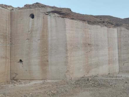 معدن تراورتن، آماده‌ی فروش
 - تصویر 1