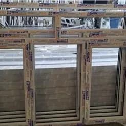 نصب و تولید پنجره‌های دوجداره UPVC و پشه بندهای پلیسه کشویی.
