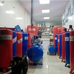 ارائه خدمات تعمیر و فروش کمپرسورهای باد اسکرو و پیستونی
