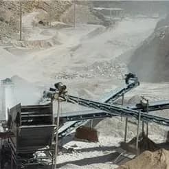 معدن کاران، عرضه کننده سیلیس مرغوب از معدن بهاباد یزد.

