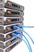 کنسول‌ها و KVM های متنوع، آماده‌ی ارائه
 - تصویر 1