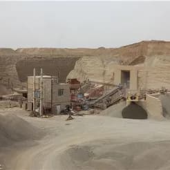 عرضه و تقاضای شن و ماسه در مناطق شرق و غرب تهران
